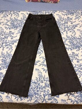 Ragged wide leg jeans – size 26